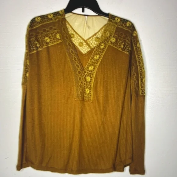 NWOT - Free People Lola Long Sleeve Mustard Colored Top Size XS P2P: 28 - Picture 3 of 15